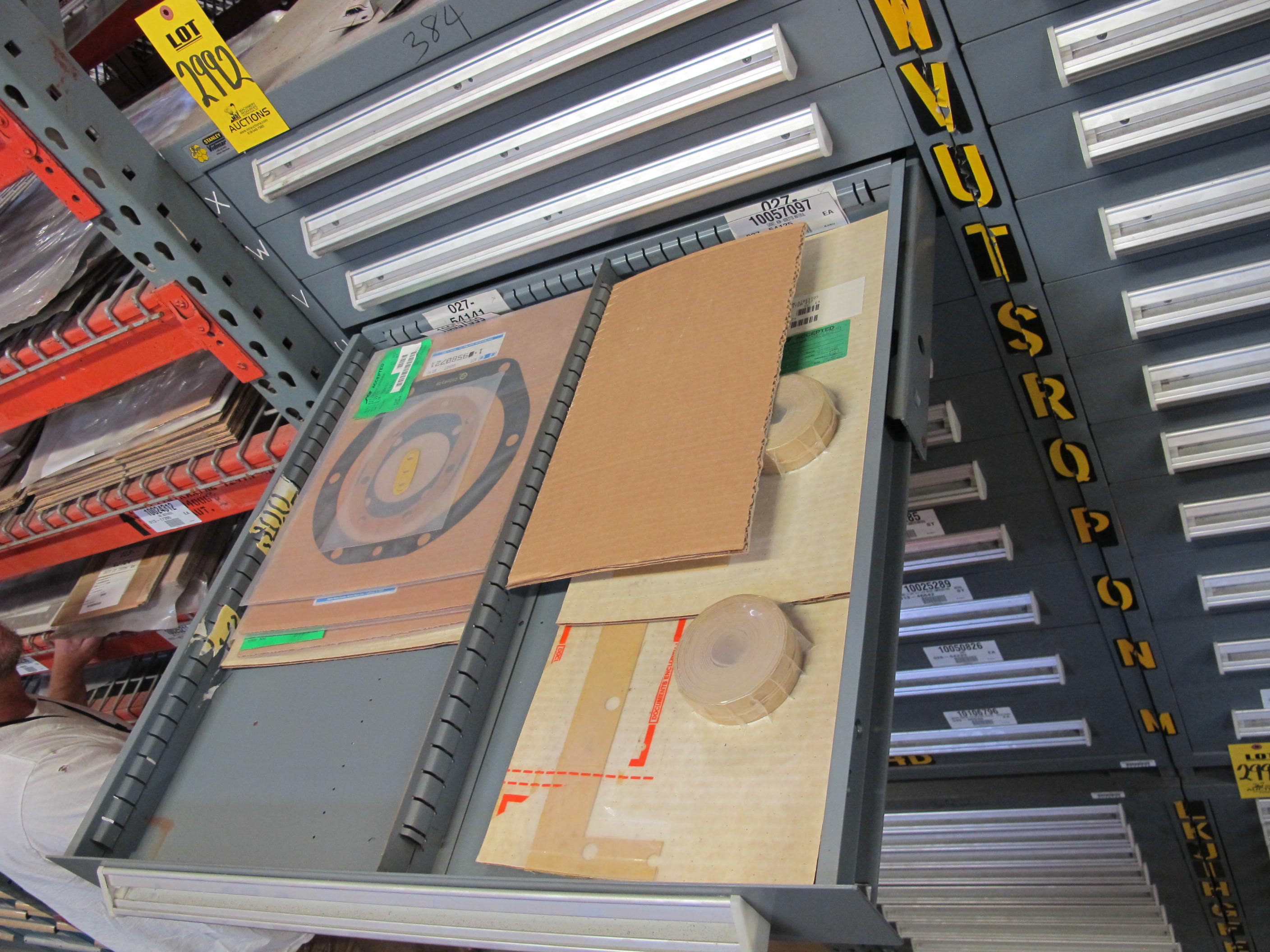 STANLEY VIDMAR HEAVY DUTY 12-DRAWER PARTS CABINET W/ CONTENTS (W-50) LOADING & HANDLING FEE $25-